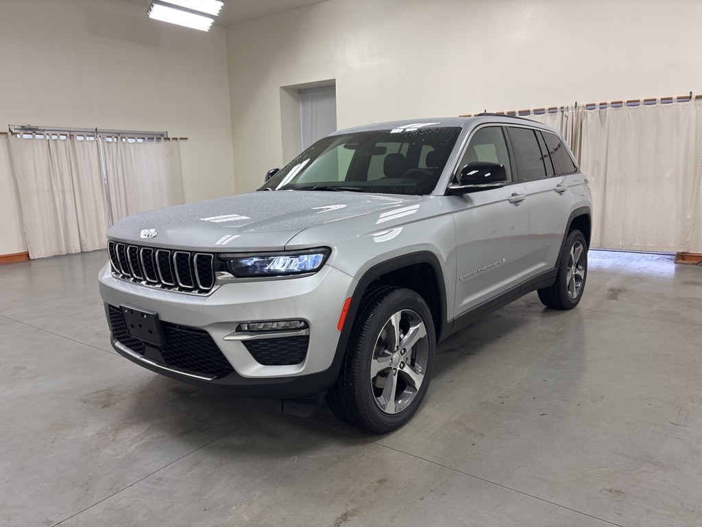 New 2025 Jeep Grand Cherokee LIMITED 4X4 Sport Utility