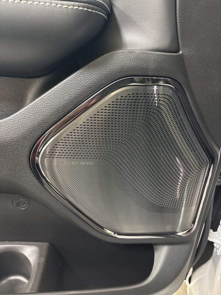 2026 RAM 1500 Limited - Photo 19