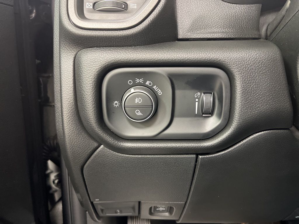 2025 RAM 2500 Tradesman - Photo 20