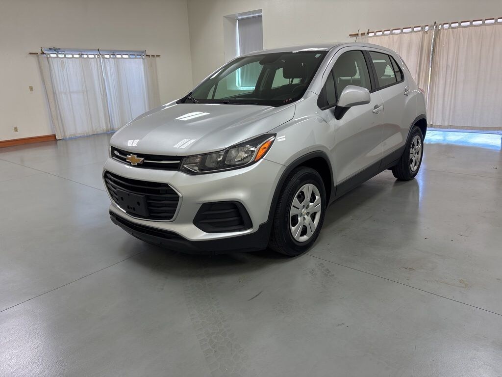 Used 2018 Chevrolet Trax LS SUV