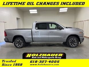 2025 Ram 1500 LARAMIE CREW CAB 4X4 6'4 BOX Pickup