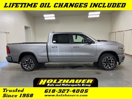 2025 Ram 1500 LARAMIE CREW CAB 4X4 6'4 BOX Pickup