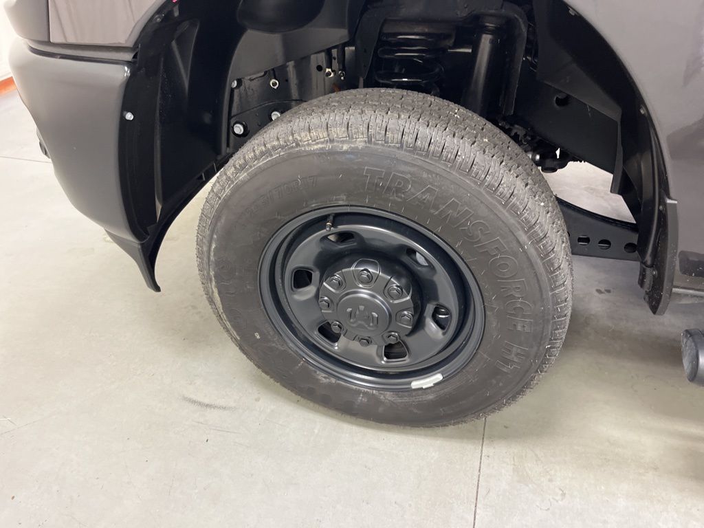 2025 RAM 2500 Tradesman - Photo 15