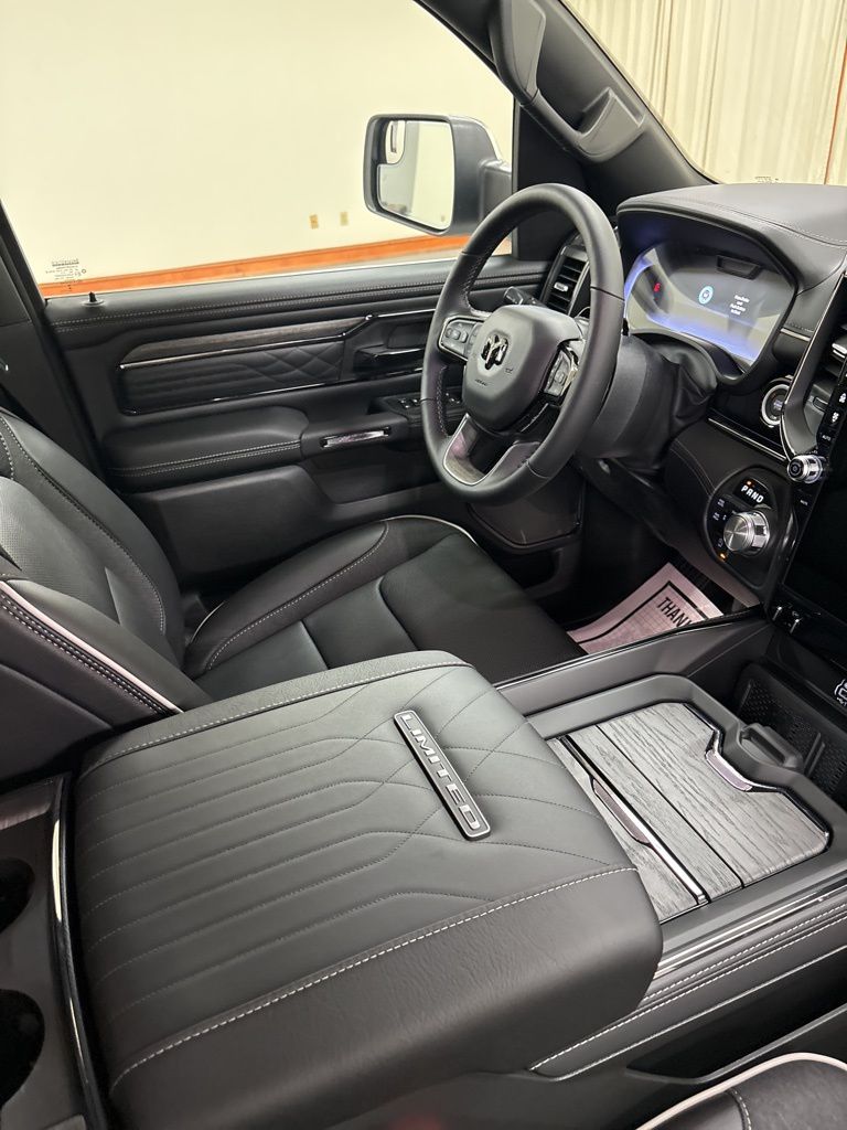 2026 RAM 1500 Limited - Photo 35