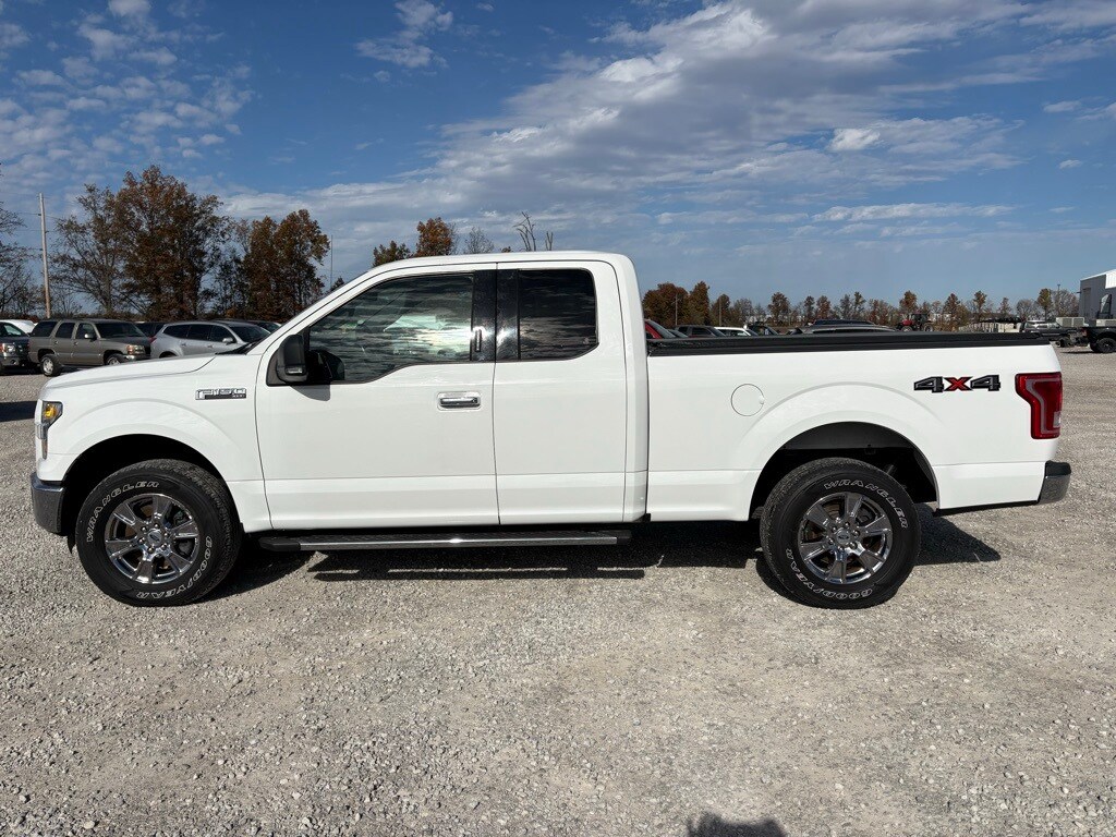 2015 Ford F-150 XLT photo 3