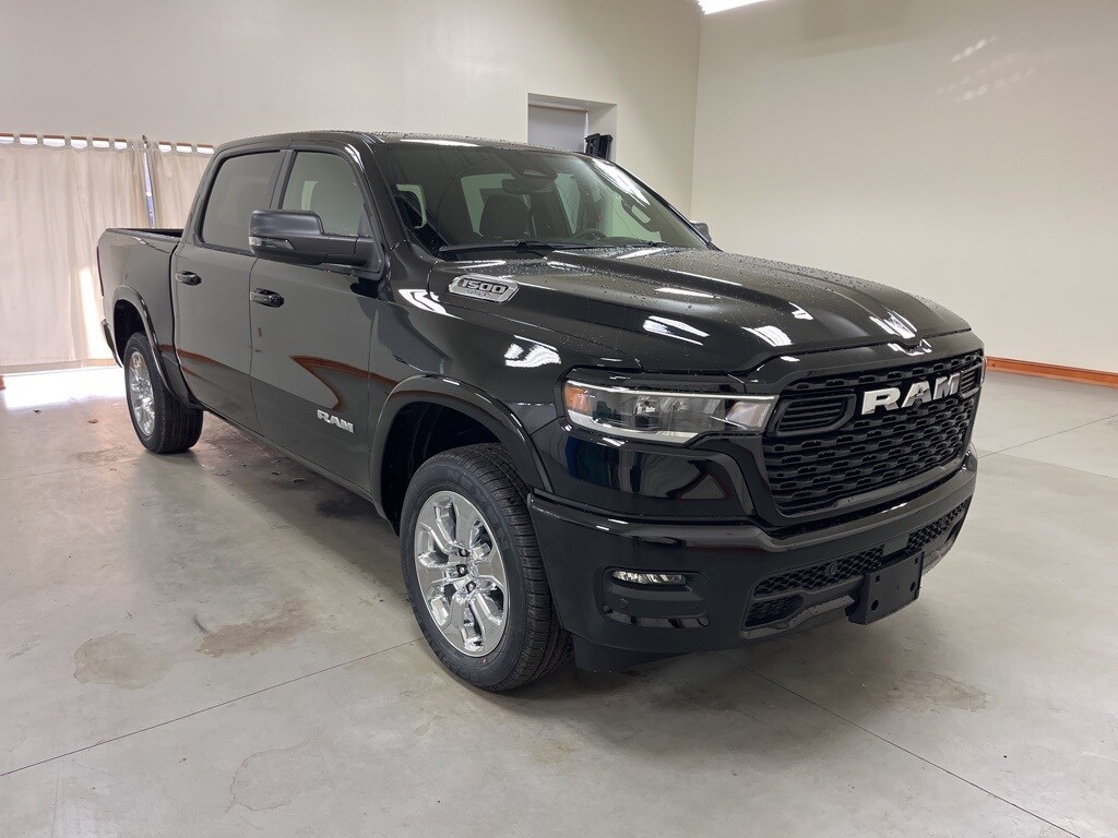 2025 Ram 1500 Big Horn photo 2