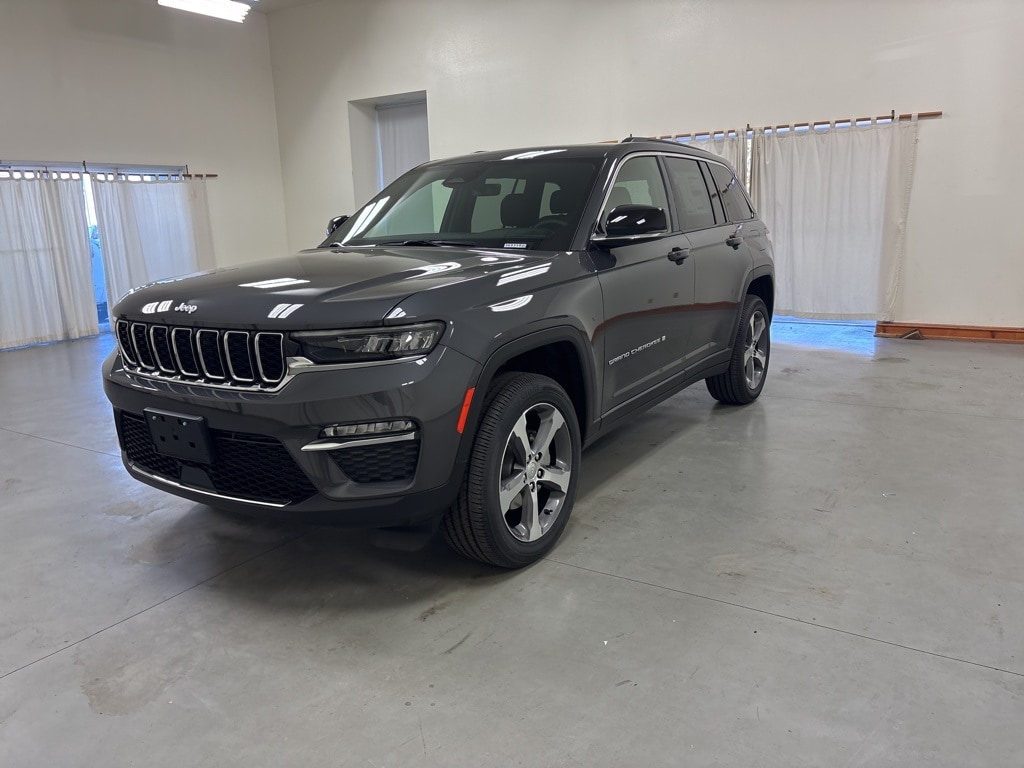 New 2025 Jeep Grand Cherokee LIMITED 4X4 Sport Utility