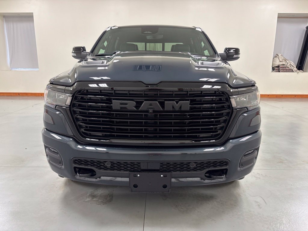 New 2027 Ram 1500 LARAMIE CREW CAB 4X4 5'7 BOX Pickup