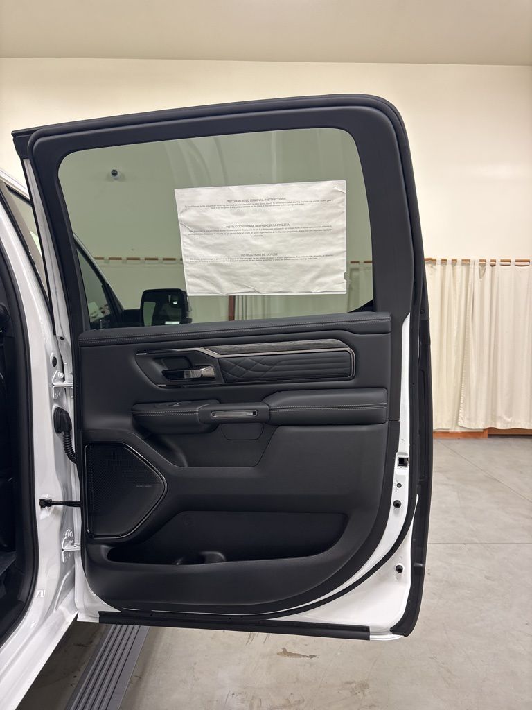2026 RAM 1500 Limited - Photo 43