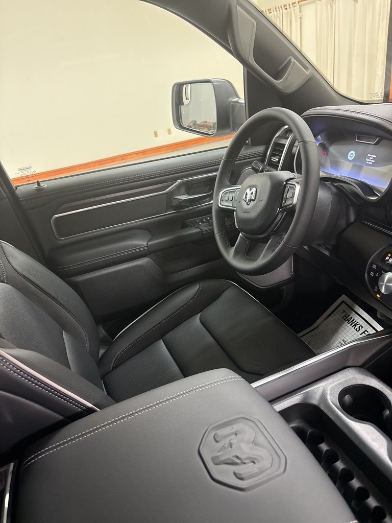 2026 RAM 1500 Laramie - Photo 33