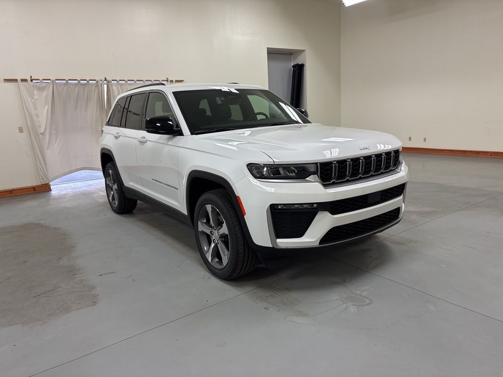 New 2026 Jeep Grand Cherokee LIMITED 4X4 Sport Utility