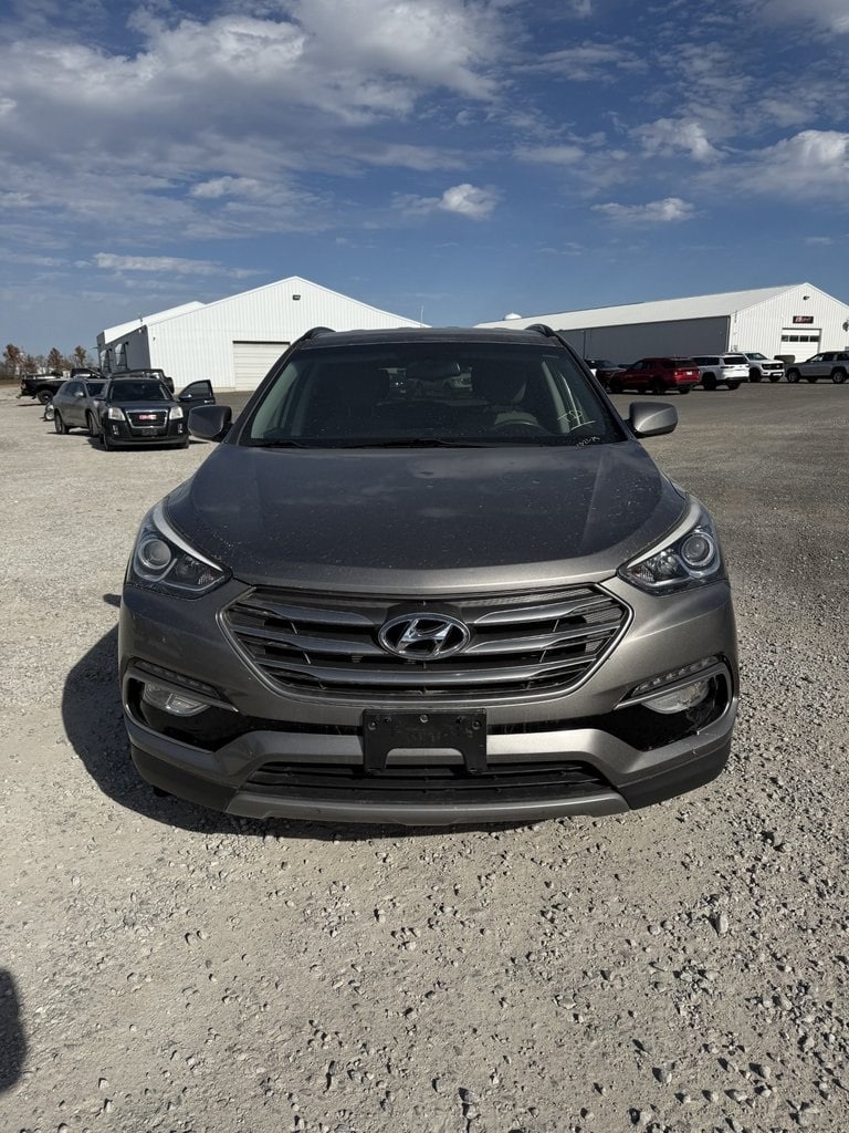 Used 2017 Hyundai Santa Fe Sport with VIN 5XYZU3LB2HG424750 for sale in Nashville, IL