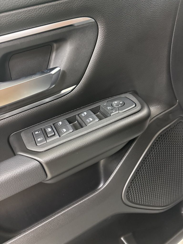 2026 RAM 1500 Big Horn/Lone Star - Photo 18