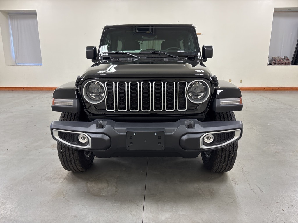 New 2025 Jeep Wrangler 4-DOOR SAHARA Sport Utility