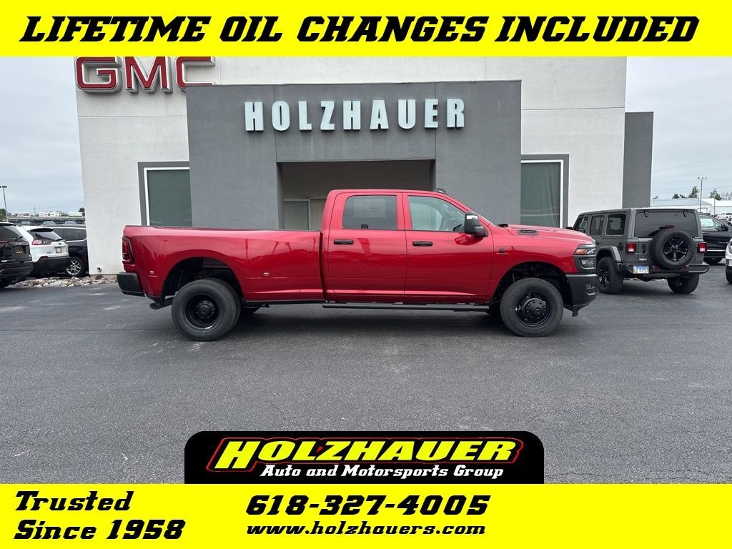 New 2026 Ram 3500 TRADESMAN CREW CAB 4X4 8' BOX Pickup
