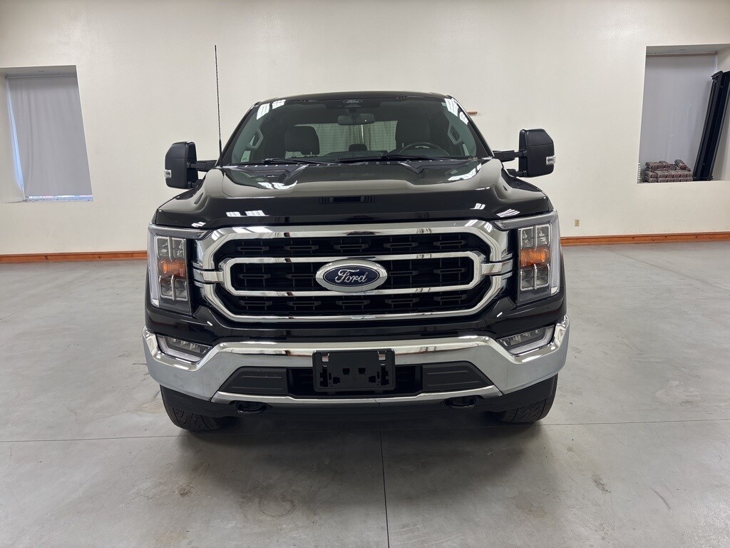 2022 Ford F-150 XLT photo 3