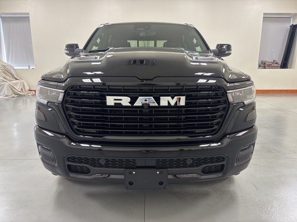 New 2026 Ram 1500 LARAMIE CREW CAB 4X4 5'7 BOX Pickup