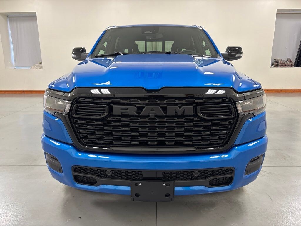 New 2026 Ram 1500 BIG HORN CREW CAB 4X4 5'7 BOX Pickup