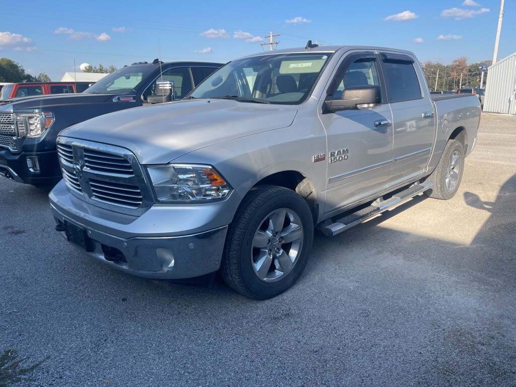 2016 Ram 1500 Big Horn photo 2