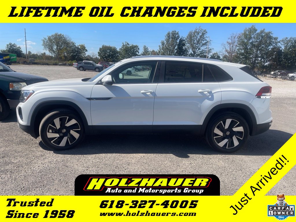 2026 Volkswagen Atlas Cross Sport SE w/Tech