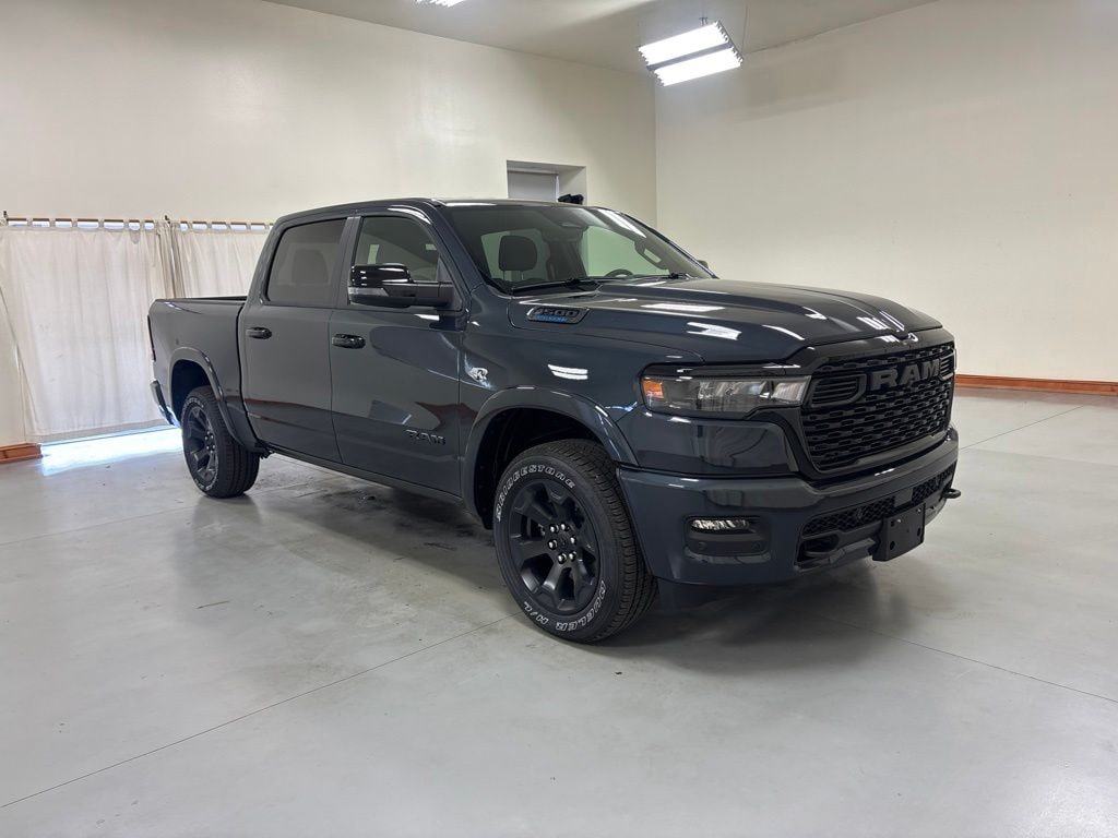 New 2026 Ram 1500 BIG HORN CREW CAB 4X4 5'7 BOX Pickup