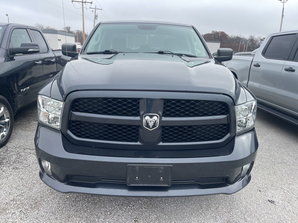 2017 Ram 1500 Express photo 2