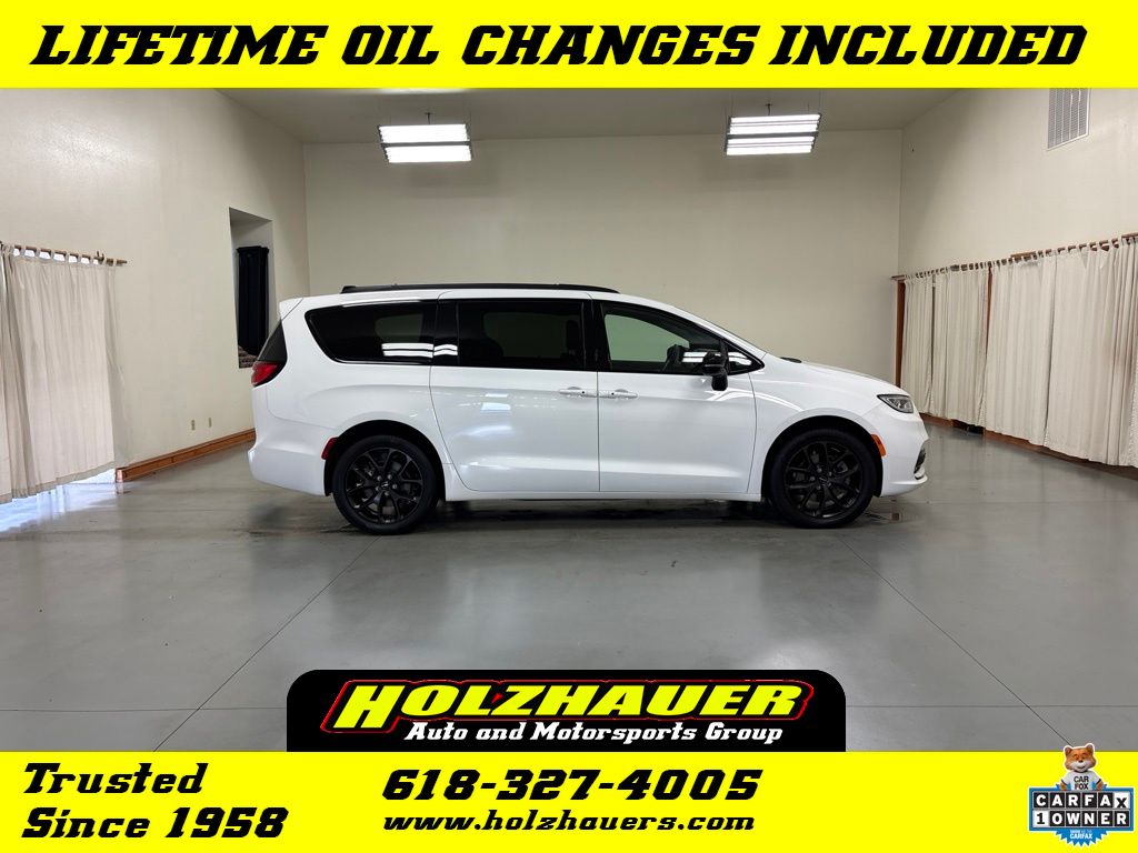 2024 Chrysler Pacifica Minivan/Van 