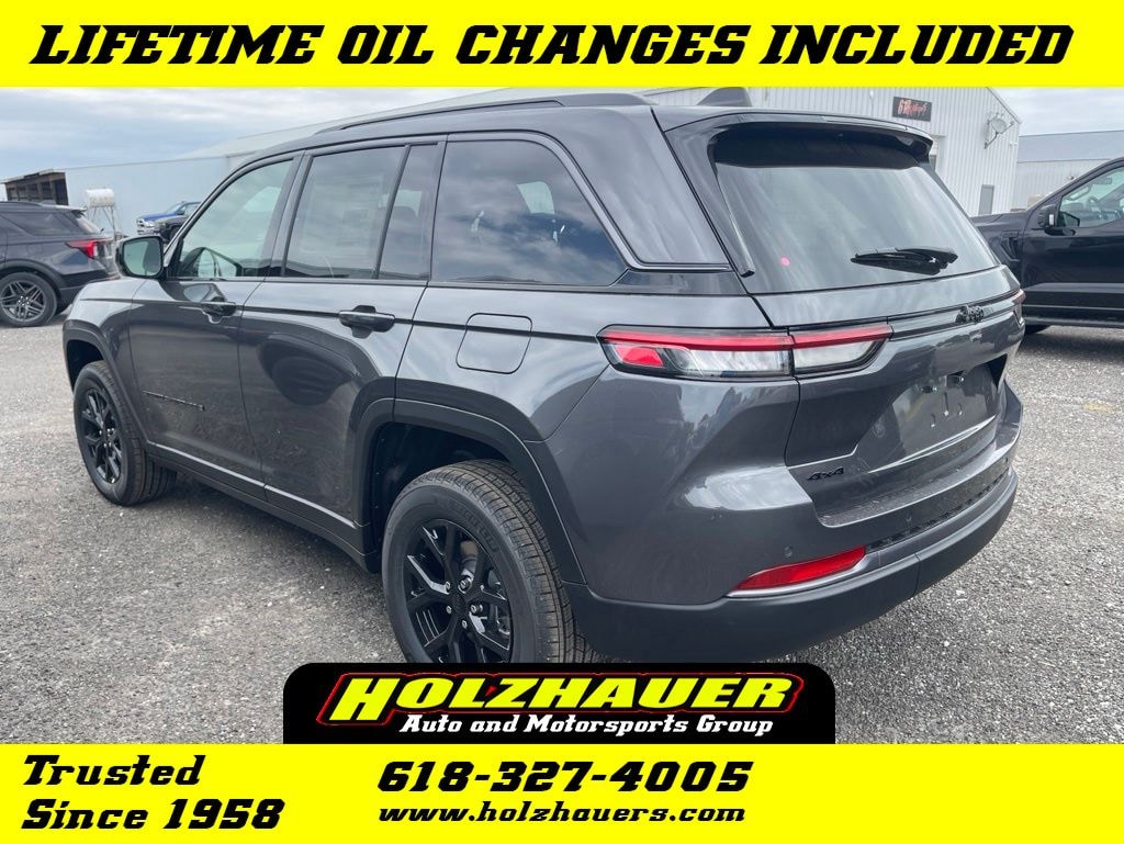 New 2026 Jeep Grand Cherokee LAREDO ALTITUDE 4X4 Sport Utility