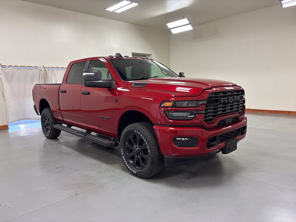 New 2026 Ram 2500 BIG HORN CREW CAB 4X4 6'4 BOX Pickup