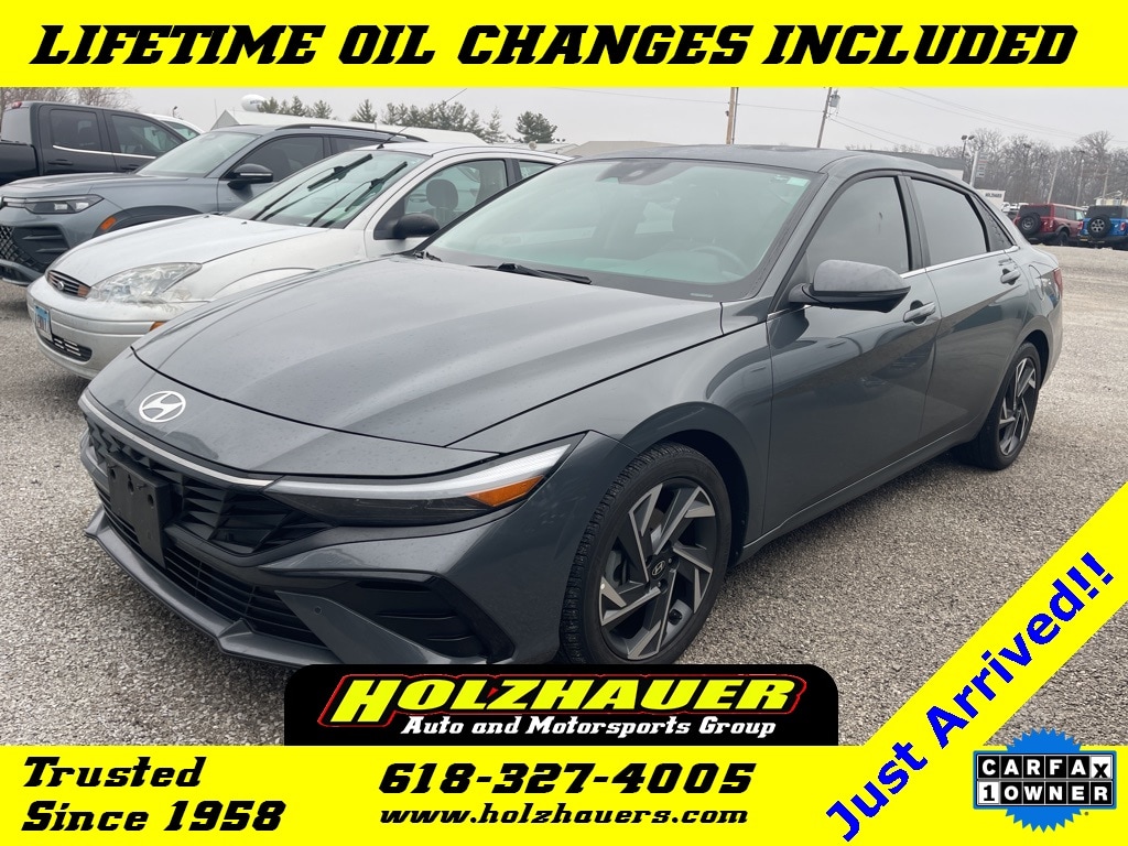 2024 Hyundai Elantra Limited's photo