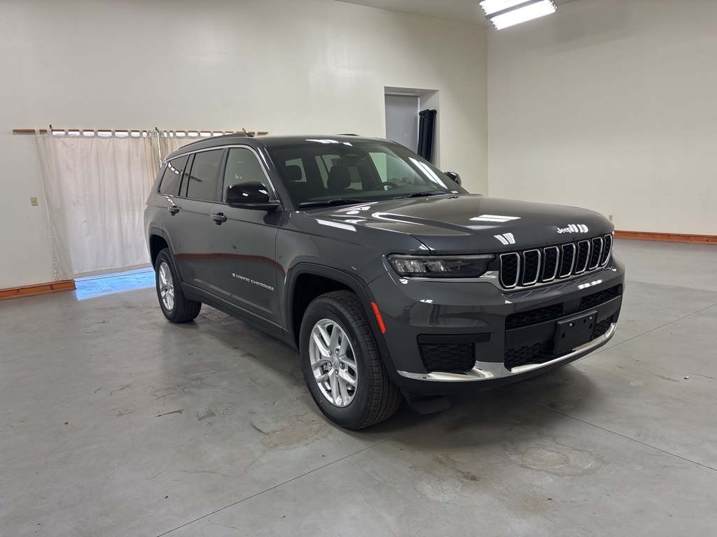 New 2025 Jeep Grand Cherokee L L LAREDO X 4X4 Sport Utility