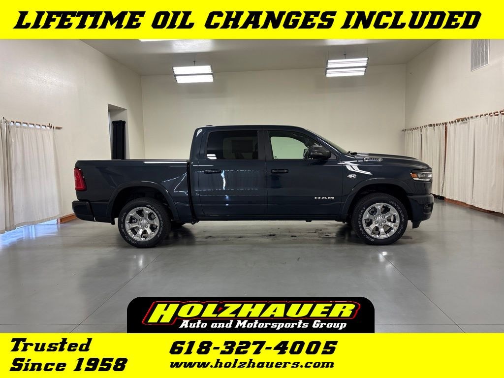 New 2026 Ram 1500 BIG HORN CREW CAB 4X4 5'7 BOX Pickup