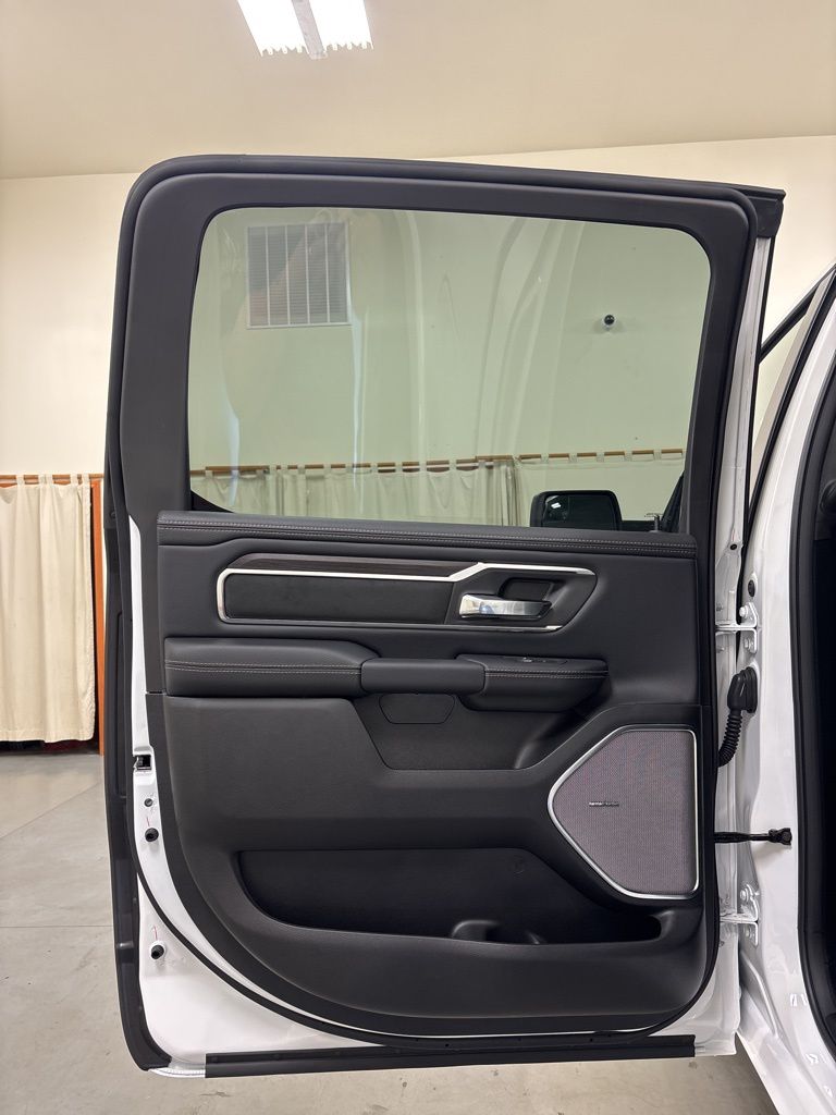 2026 RAM 1500 Laramie - Photo 28