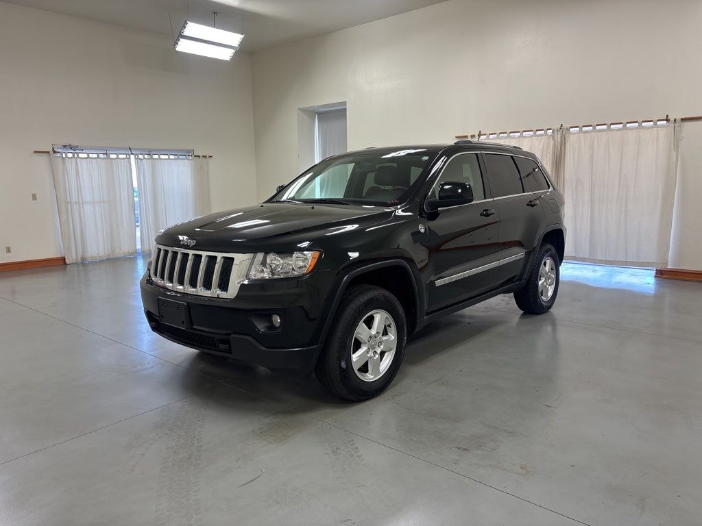 Used 2012 Jeep Grand Cherokee Laredo SUV