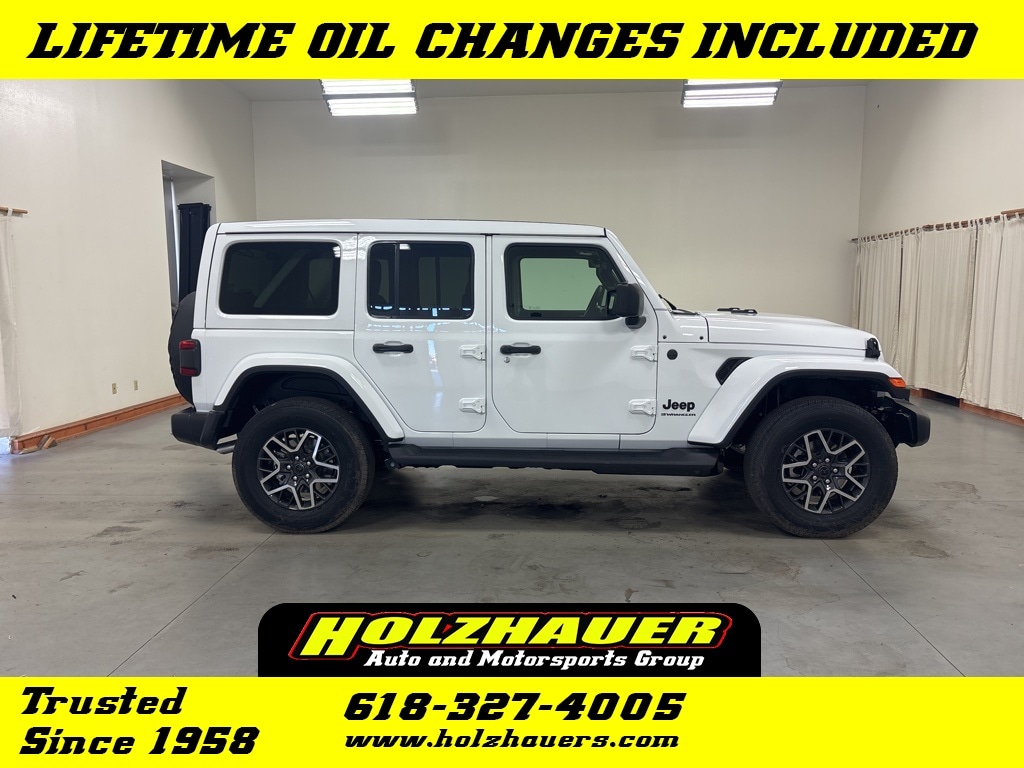 2026 Jeep Wrangler Sahara's photo