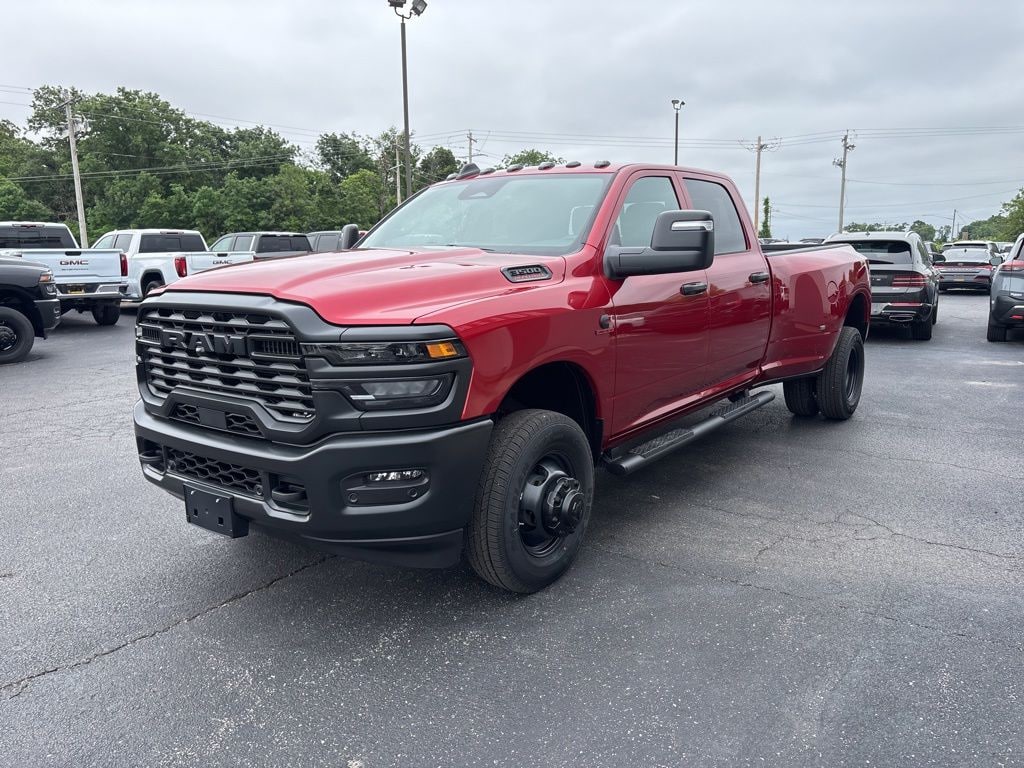 New 2026 Ram 3500 TRADESMAN CREW CAB 4X4 8' BOX Pickup