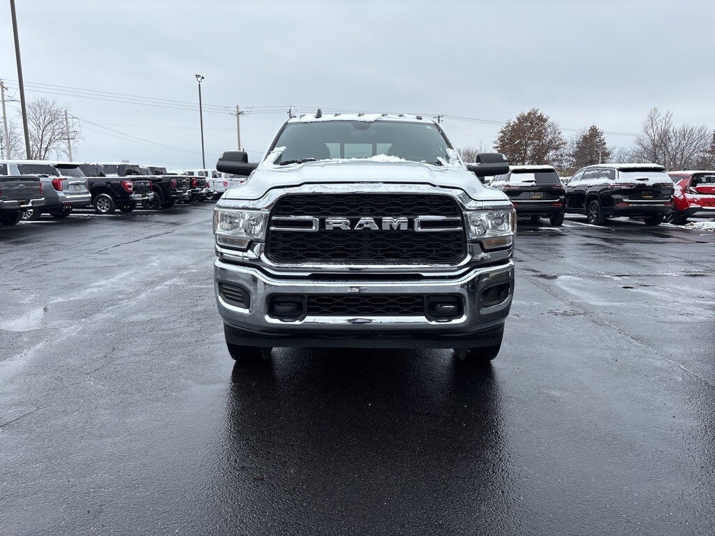 2021 Ram 3500 Tradesman photo 3