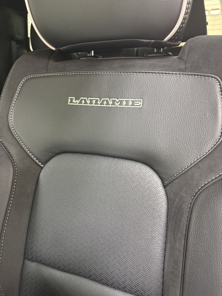 2026 RAM 1500 Laramie - Photo 18