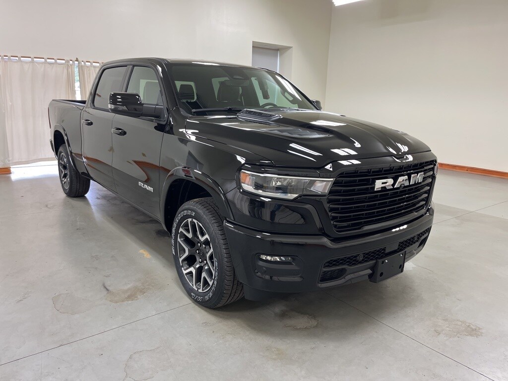 2025 Ram 1500 Laramie photo 2