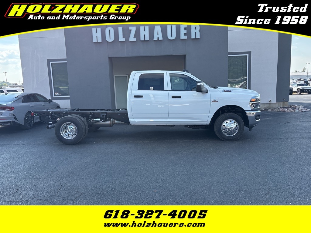 2026 RAM Ram 3500 Chassis Cab Tradesman's photo