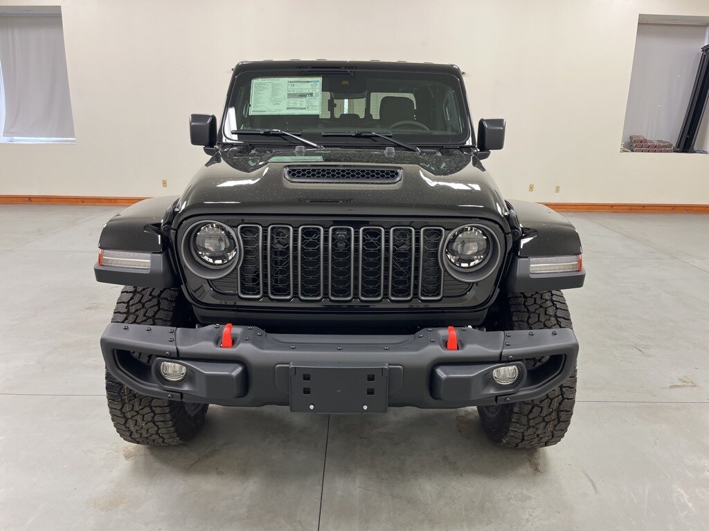 2025 Jeep Gladiator Mojave photo 3