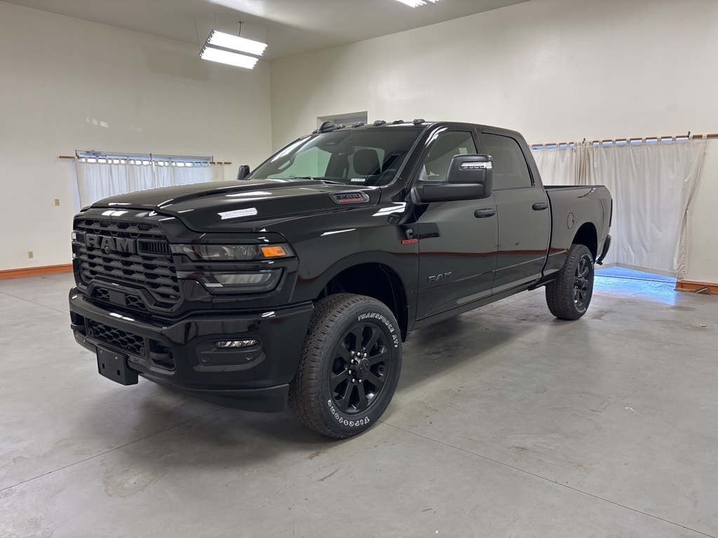New 2026 Ram 3500 BIG HORN CREW CAB 4X4 6'4 BOX Pickup