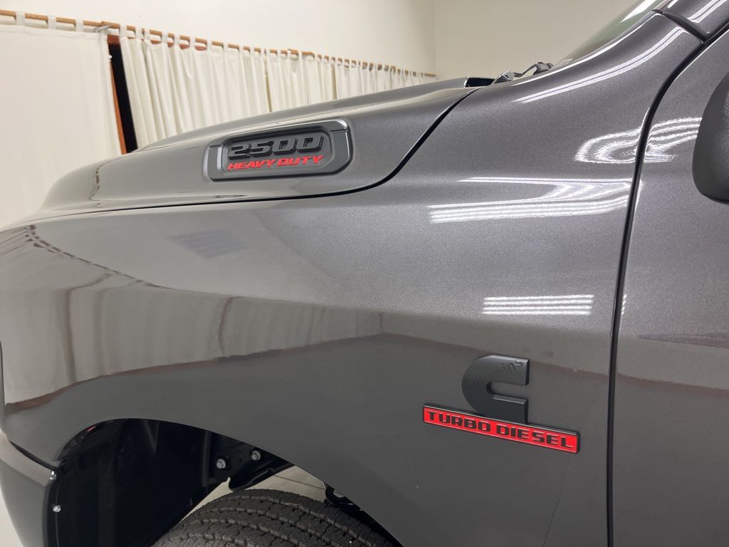 2025 RAM 2500 Tradesman - Photo 14
