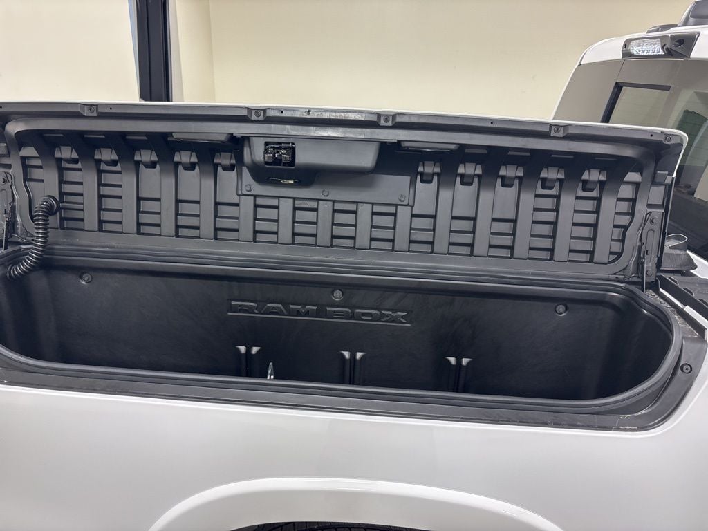 2026 RAM 1500 Limited - Photo 33