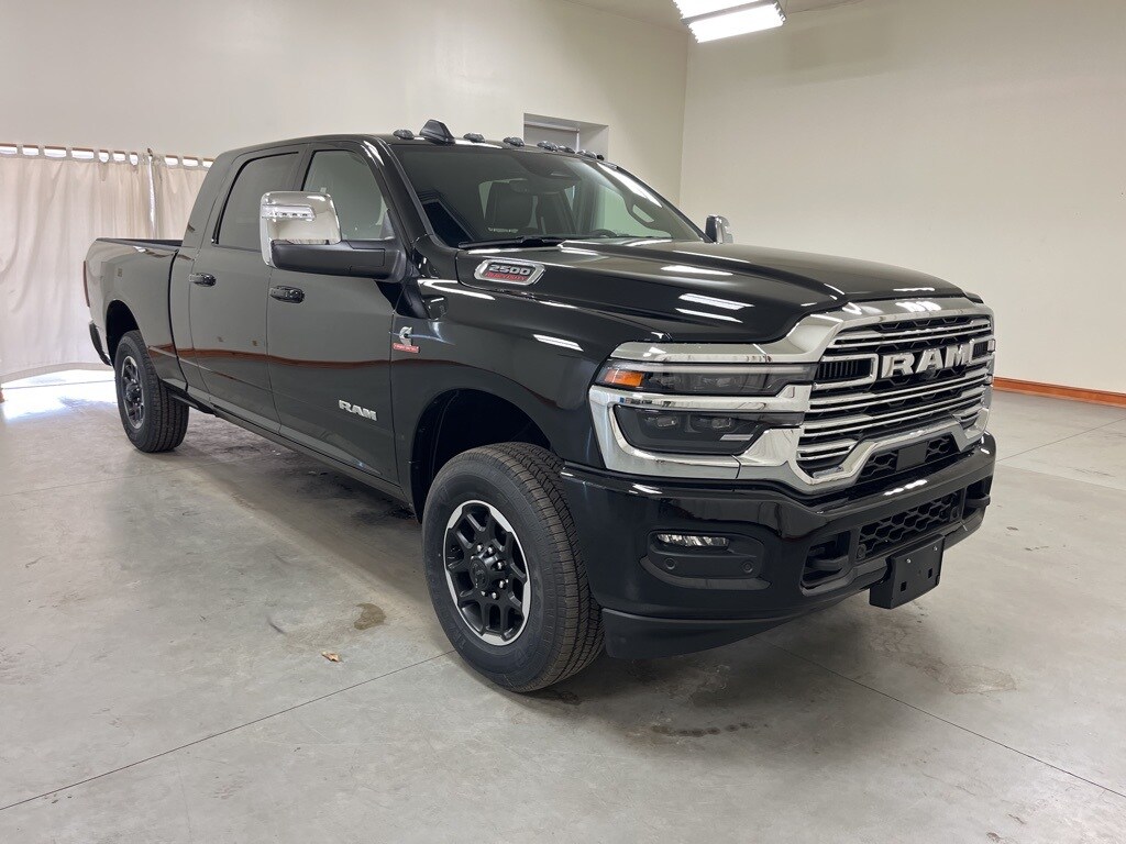 2025 Ram 2500 Laramie photo 2