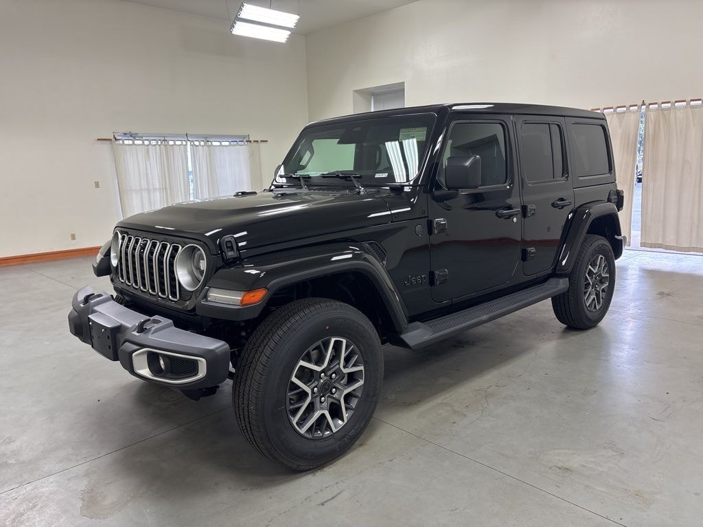 New 2026 Jeep Wrangler 4-DOOR SAHARA Sport Utility