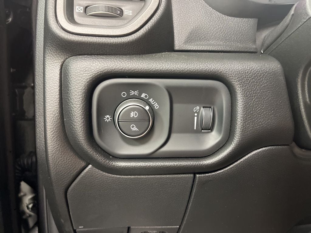 2025 RAM 2500 Tradesman - Photo 19