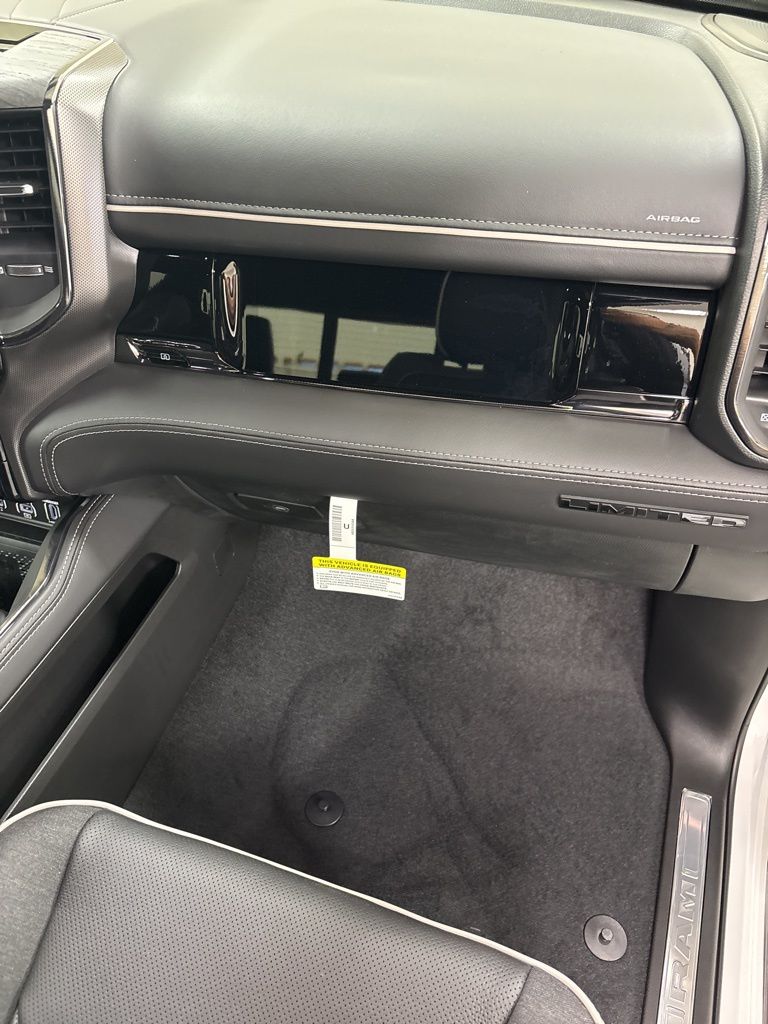 2026 RAM 1500 Limited - Photo 37