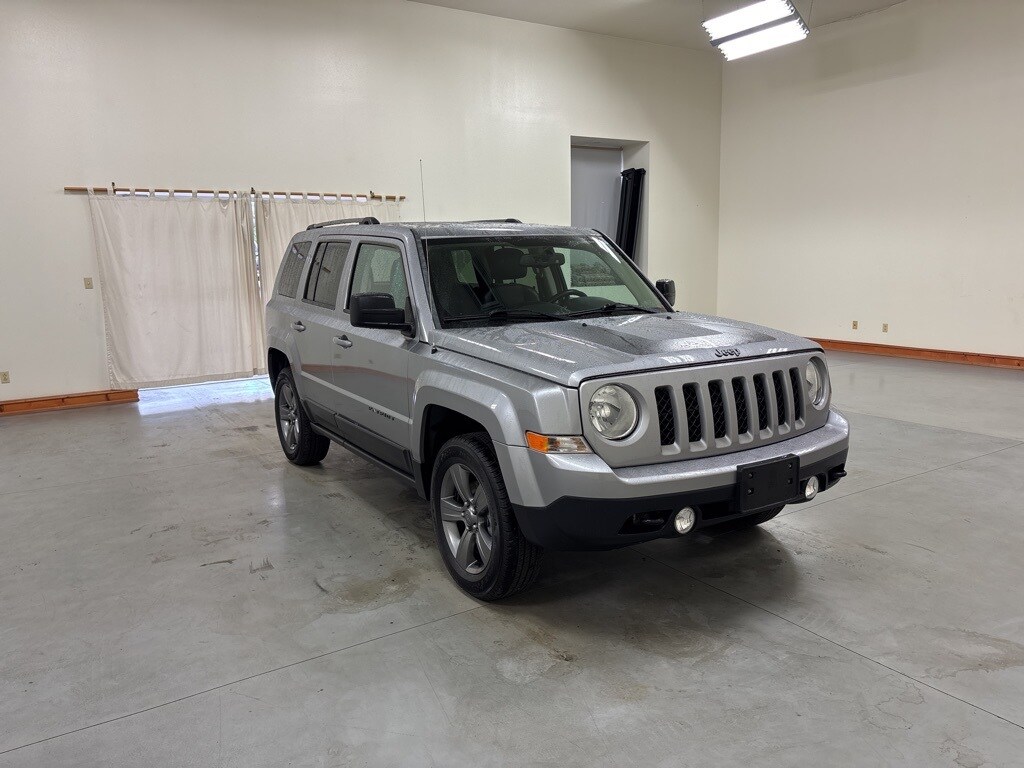 2016 Jeep Patriot Sport photo 2
