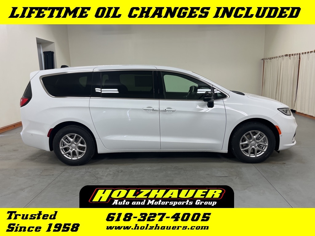 2025 Chrysler Pacifica Passenger Van 